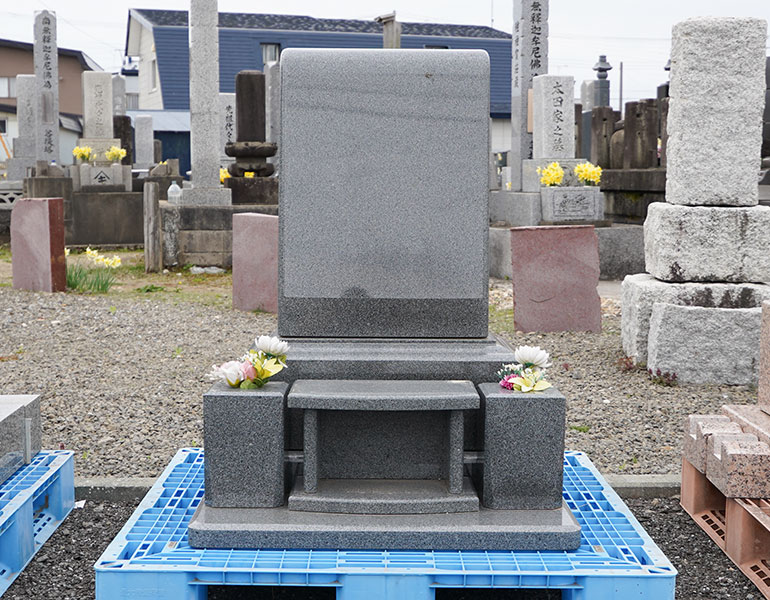 和洋型墓石