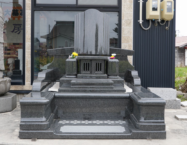 和洋型墓石